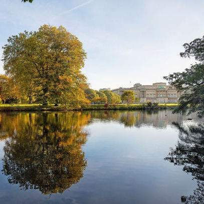 Buckingham Palace Royal London Garden Book